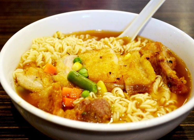 雞扒即食麵 | 金鳳餐廳  Phoenix Restaurant  | 35easy