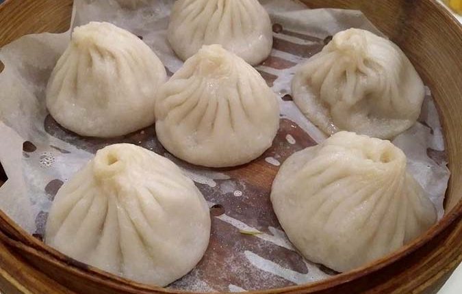 傳統鮮肉小籠包 | 上海城隍廟小吃 Shanghai Dim Sum | 35easy