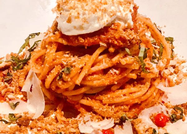 Spaghetti Pomodoro | JOEY Restaurants | 35easy