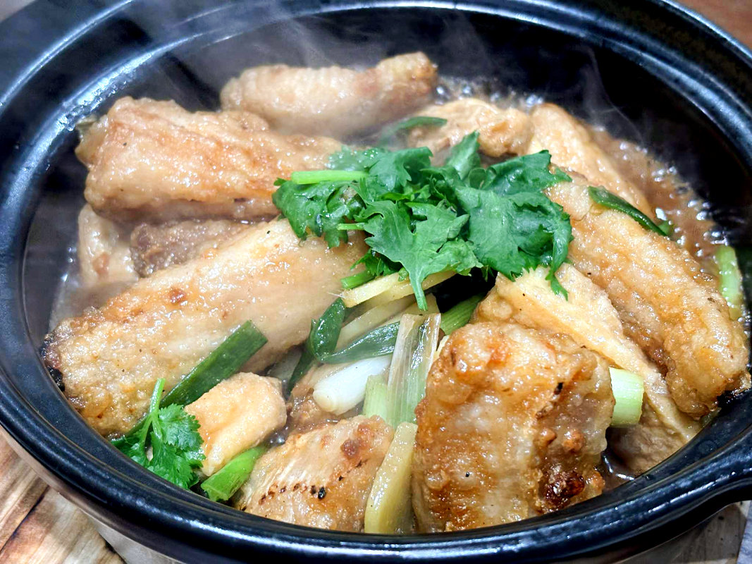 冬菜豆腐燜班翅煲 | Mr Bao Stone Pot Restaurant 煲大人砂煲王 | 35easy